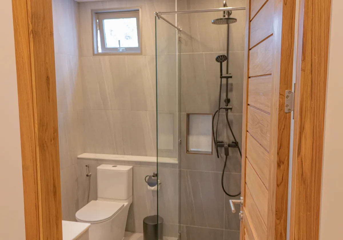 Modern Thai Hotel Ltd