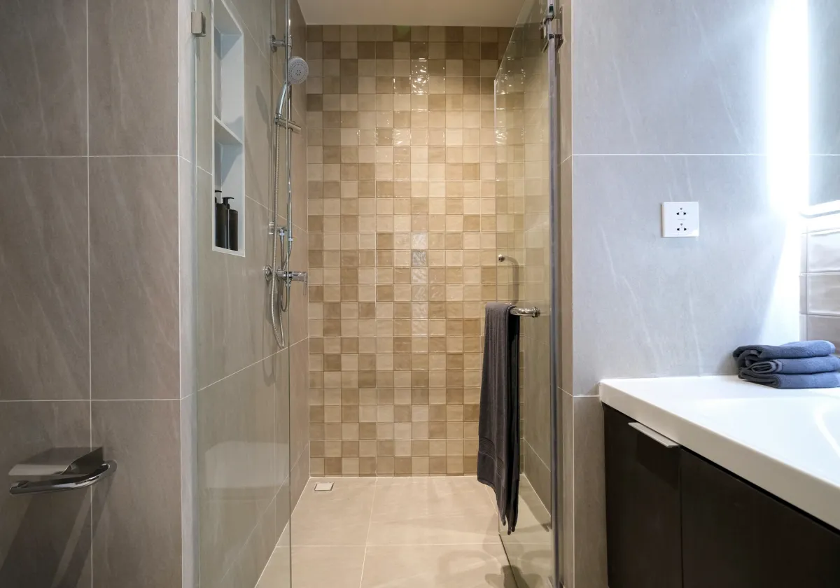 Rhom Bho Property PCL